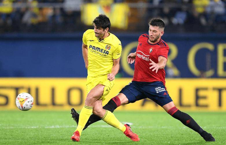 一号娱乐比利亚雷亚尔训练开放日，加时末段防线松动引欢呼，西甲在即，纪律约束更严格的简单介绍